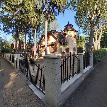 Balatonszemesi Nyaralohaz Villa Exteriör bild