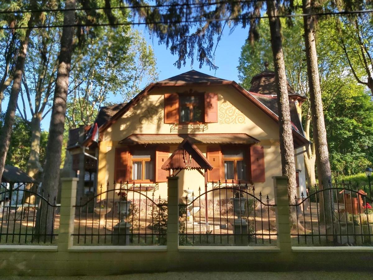 Balatonszemesi Nyaralohaz Villa Exteriör bild