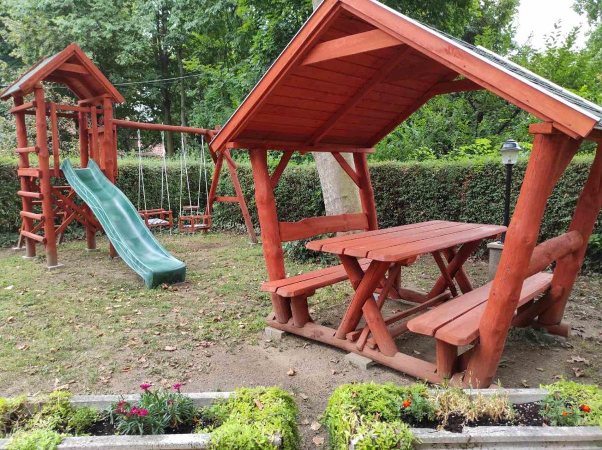 Balatonszemesi Nyaralohaz Villa Exteriör bild