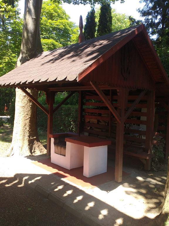 Balatonszemesi Nyaralohaz Villa Exteriör bild